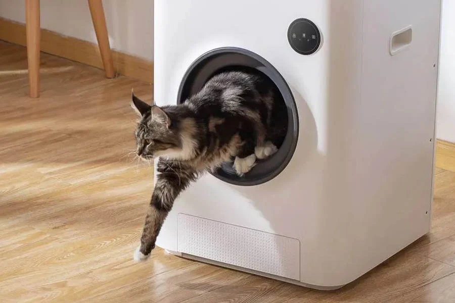 automatic self cleaning litter boxes