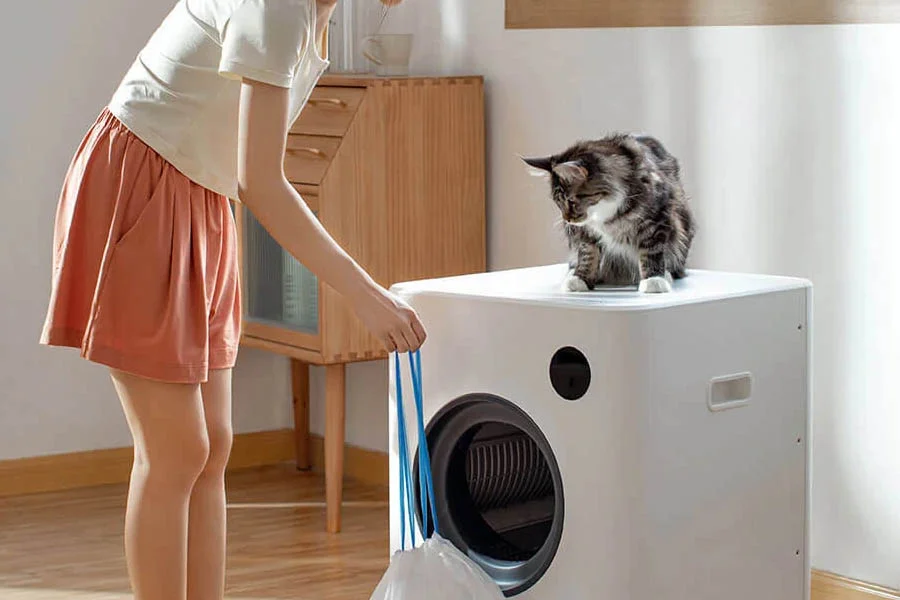 automatic self cleaning litter boxes